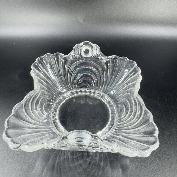 Cambridge Glass Company Caprice Clear With Handles Manganese 365nm Green UV Glow - Picture 11 of 14